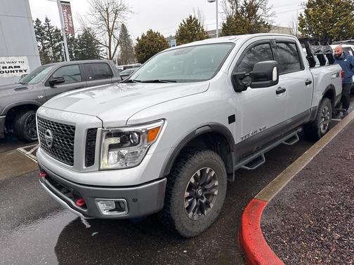 2018 Nissan Titan PRO-4X