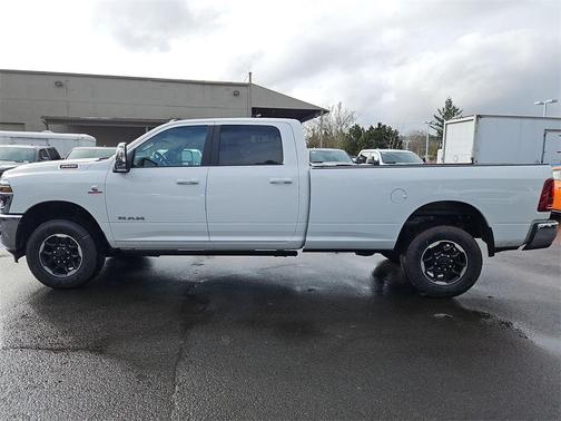 2026 RAM 2500 Laramie Crew Cab 4x4 8' Box