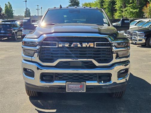 2025 RAM 2500 Big Horn Crew Cab 4x4 8' Box