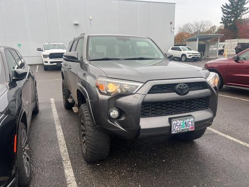 2019 Toyota 4Runner SR5