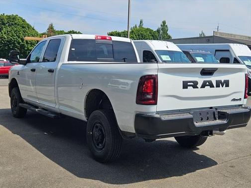 2025 RAM 2500 Tradesman Crew Cab 4x4 8' Box