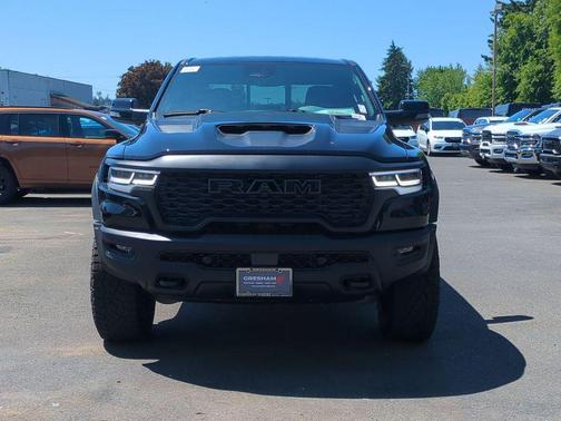 Diamond Black Crystal Pearlcoat 2026 RAM 1500 RHO Crew Cab 4x4 5'7' Box