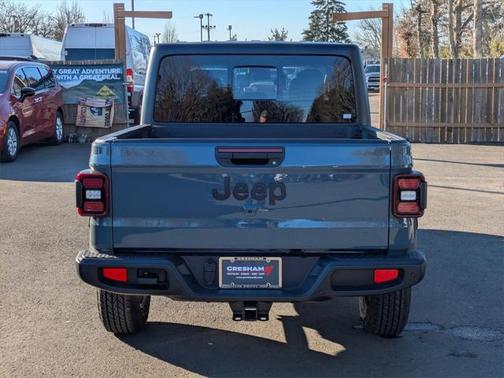 2025 Jeep Gladiator Sport S