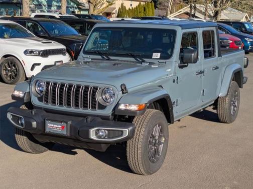 2025 Jeep Gladiator Sport S