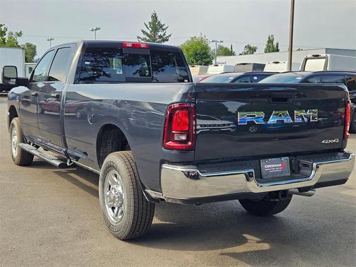 2025 RAM 2500 Tradesman Crew Cab 4x4 8' Box