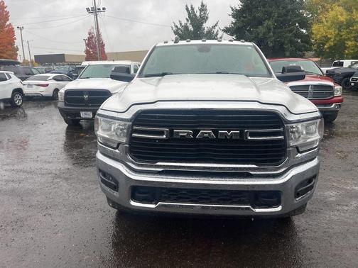 2020 RAM 2500 Big Horn Crew Cab 4X4 6'4' Box
