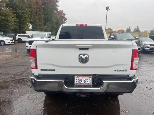 2020 RAM 2500 Big Horn Crew Cab 4X4 6'4' Box