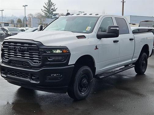 2026 RAM 2500 Tradesman Crew Cab 4x4 6'4' Box