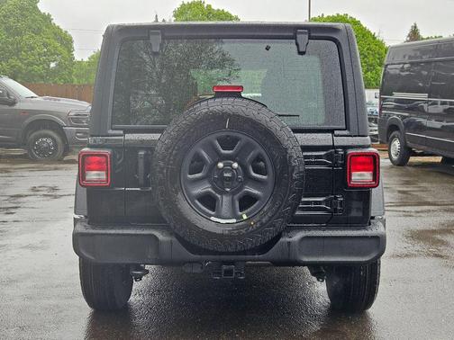 Black Clearcoat 2026 Jeep Wrangler Sport
