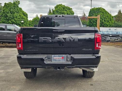 2025 RAM 2500 Limited Crew Cab 4x4 8' Box