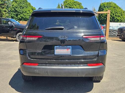 2024 Jeep Grand Cherokee L Altitude