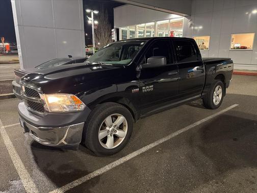 2018 RAM 1500 SLT