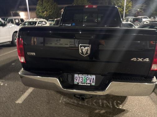 2018 RAM 1500 SLT
