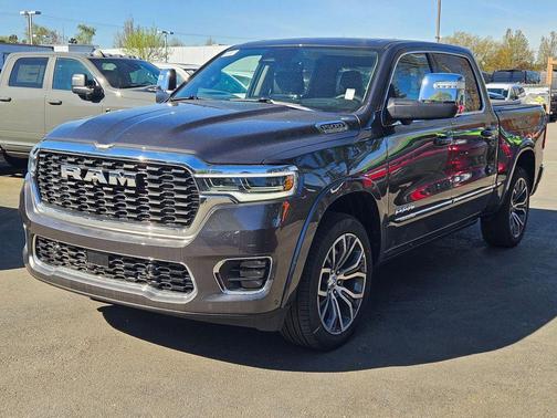 Granite Crystal Metallic Clearcoat 2026 RAM 1500 ST