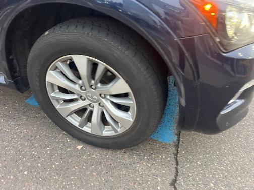 2015 INFINITI QX80 Base