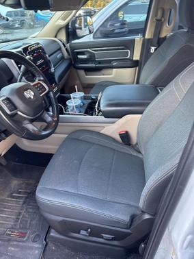 2021 RAM 2500 Big Horn Crew Cab 4x4 8' Box