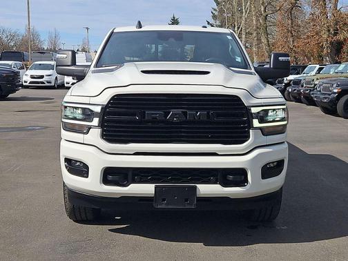2024 RAM 3500 Laramie Mega Cab 4x4 6'4' Box