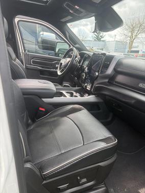 2024 RAM 3500 Laramie Mega Cab 4x4 6'4' Box