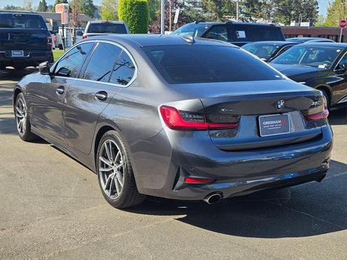 2021 BMW 330 xDrive