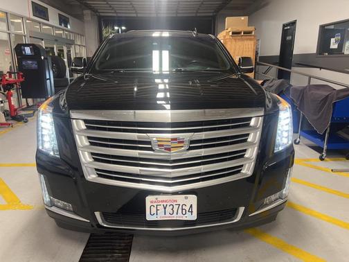 2017 Cadillac Escalade Platinum