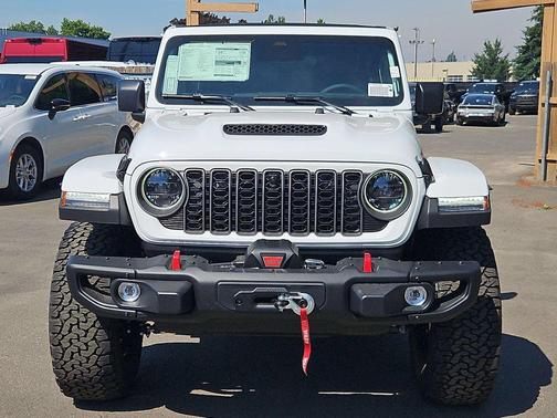 Bright White Clearcoat 2026 Jeep Wrangler Rubicon