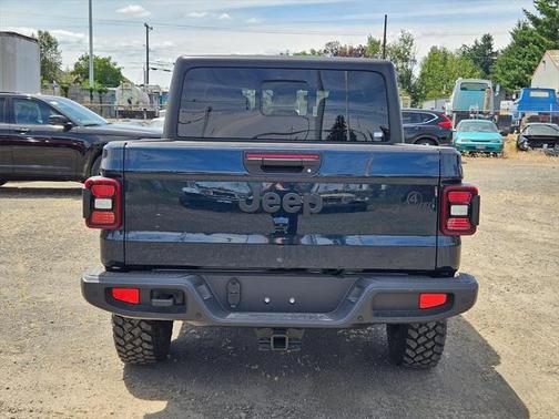 2025 Jeep Gladiator Willys