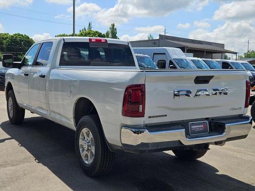 2025 RAM 3500 Big Horn Crew Cab 4x4 8' Box