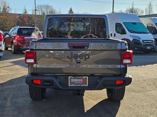 2025 Jeep Gladiator Nighthawk