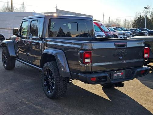 2025 Jeep Gladiator Nighthawk