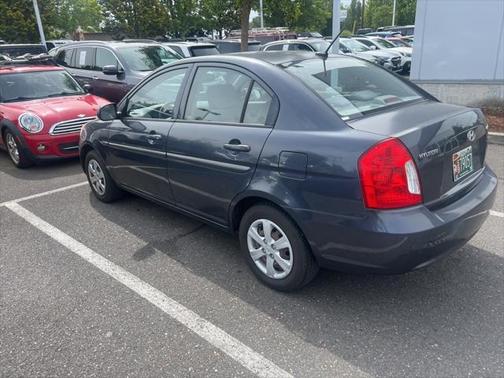 2010 Hyundai Accent GLS