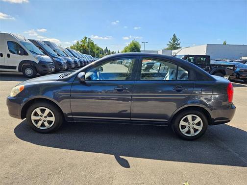 2010 Hyundai Accent GLS