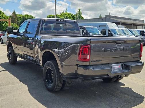 2025 RAM 3500 Laramie Crew Cab 4x4 8' Box