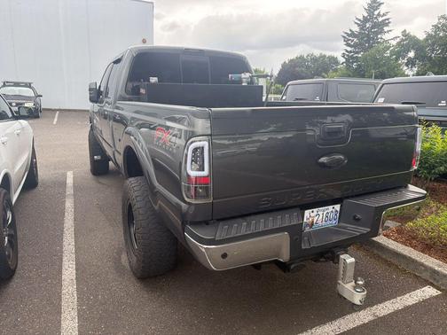Magnetic 2016 Ford F-250 Lariat