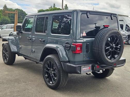 2025 Jeep Wrangler 4xe Sahara