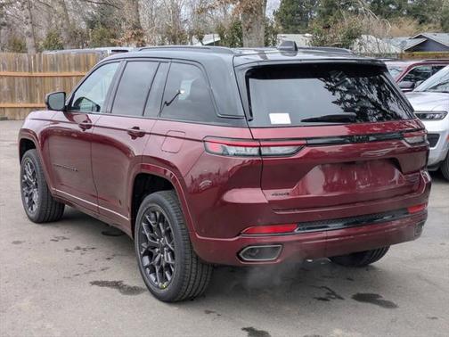 2025 Jeep Grand Cherokee Summit