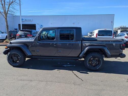 2025 Jeep Gladiator Willys