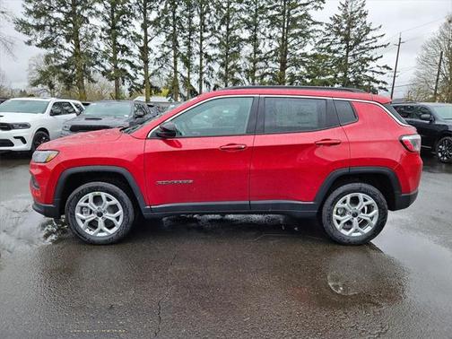 2025 Jeep Compass Latitude