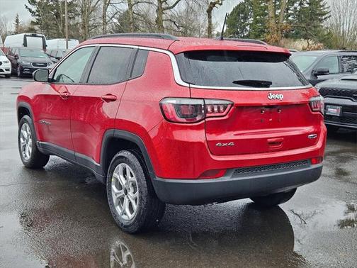 2025 Jeep Compass Latitude