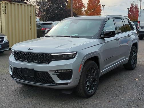 2025 Jeep Grand Cherokee Summit