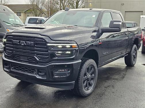 2026 RAM 3500 Laramie Crew Cab 4x4 6'4' Box