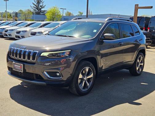Granite Crystal Metallic Clearcoat 2019 Jeep Cherokee Limited