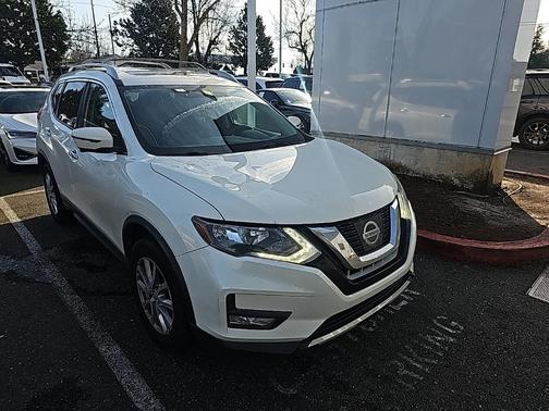2017 Nissan Rogue SV