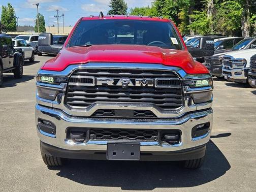 2025 RAM 3500 Big Horn Crew Cab 4x4 8' Box