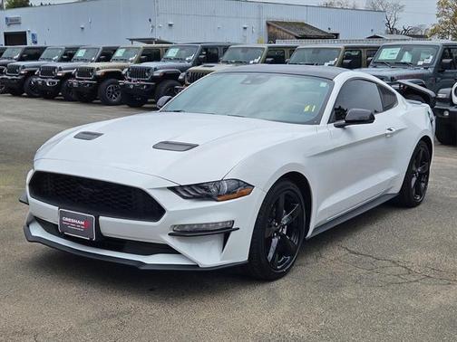 2022 Ford Mustang EcoBoost Premium