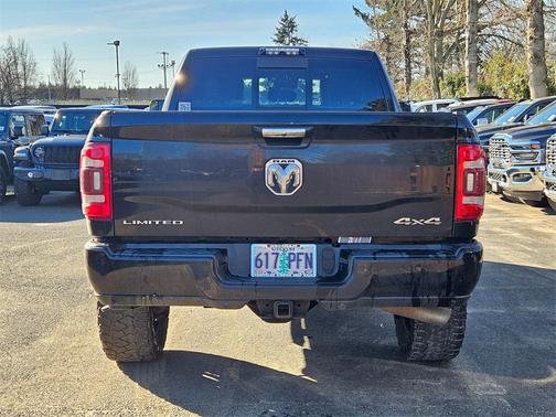 2019 RAM 2500 Limited Crew Cab 4x4 6'4' Box