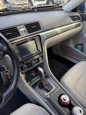 2017 Volkswagen Passat 1.8T R-Line w/Comfort