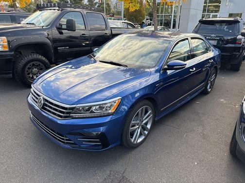 2017 Volkswagen Passat 1.8T R-Line w/Comfort