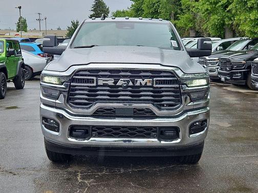 Silver Zynith 2026 RAM 2500 Tradesman Crew Cab 4x4 6'4' Box