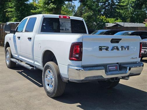 2025 RAM 2500 Tradesman Crew Cab 4x4 6'4' Box