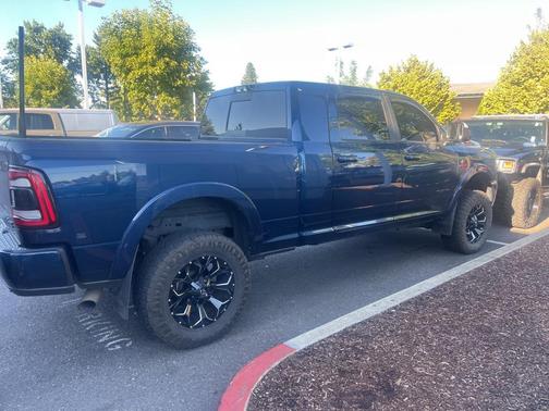 2022 RAM 2500 Laramie Mega Cab 4x4 6'4' Box